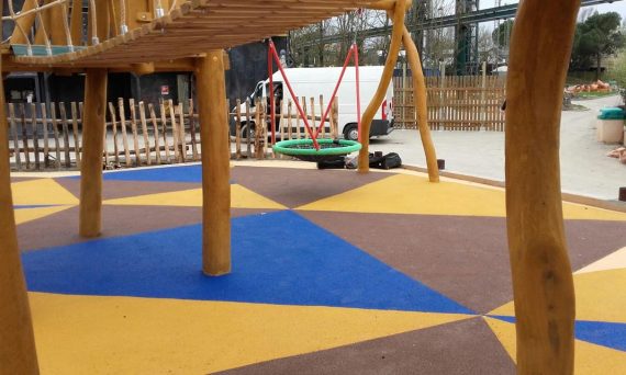 Jardin thérapeutique sensoriel : des jeux de mémoire et des activités psychomotrices à votre disposition